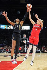 LAS VEGAS, NEVADA - AUGUST 31: Elena Delle Donne #11 of the Washington Mystics shoots against A'ja Wilson #22 of the Las Vegas Aces in the second quarter of their game at Michelob ULTRA Arena on August 31, 2023 in Las Vegas, Nevada. The Aces defeated the Mystics 84-75. NOTE TO USER: User expressly acknowledges and agrees that, by downloading and or using this photograph, User is consenting to the terms and conditions of the Getty Images License Agreement. (Photo by Ethan Miller/Getty Images)