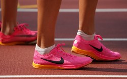 Hungary, Budapest: Athletics: World Championship, 1500 m, women, preliminary heat, at the National Athletics Center. The participants wear pink running shoes.