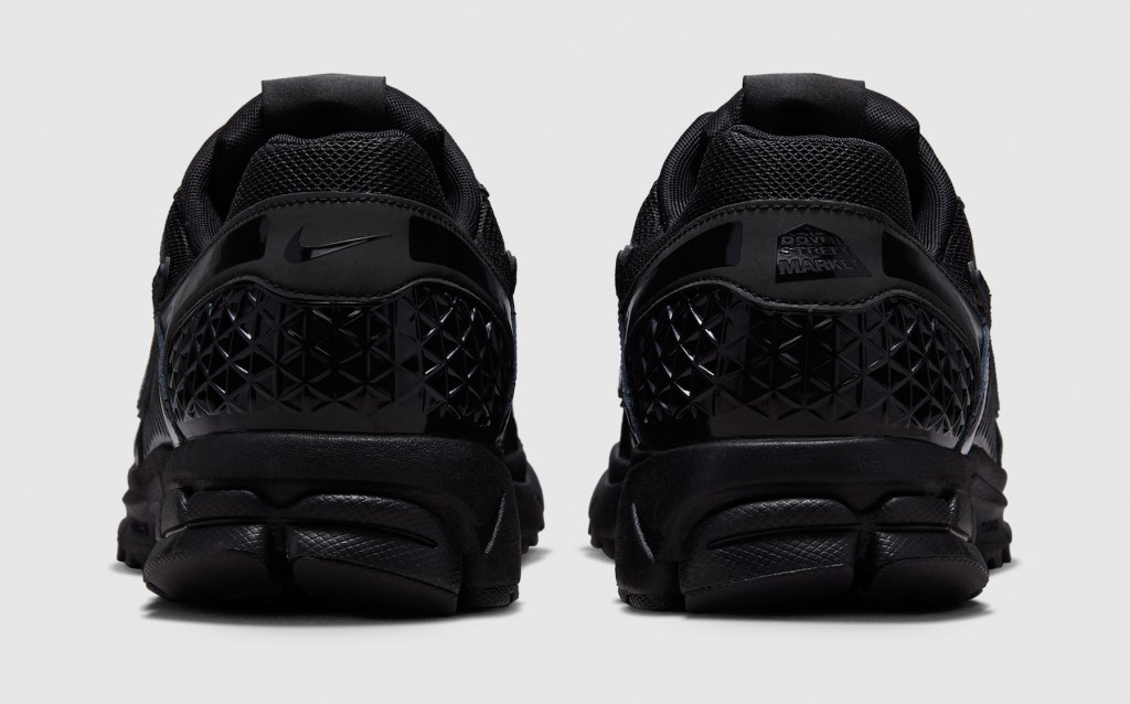 Dover Street Market Nike Zoom Vomero 5 Dover Street Market Nike Zoom Vomero 5