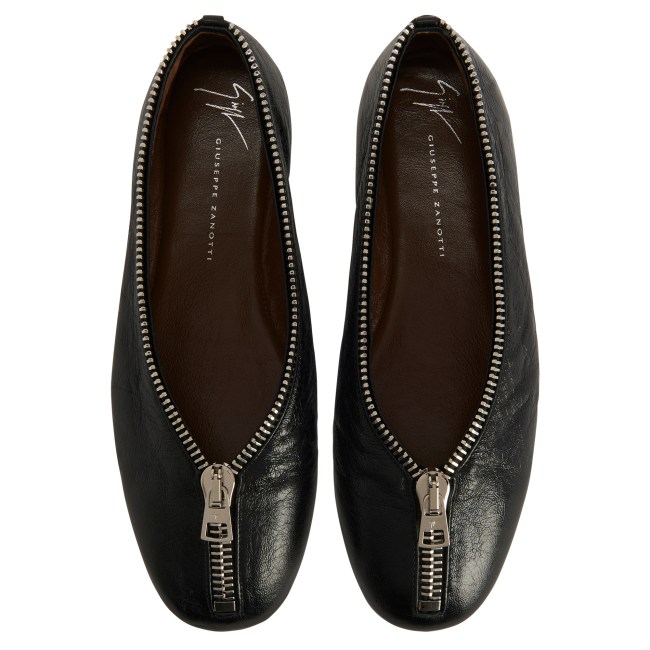 Giuseppe Zanotti pre-fall 2024.