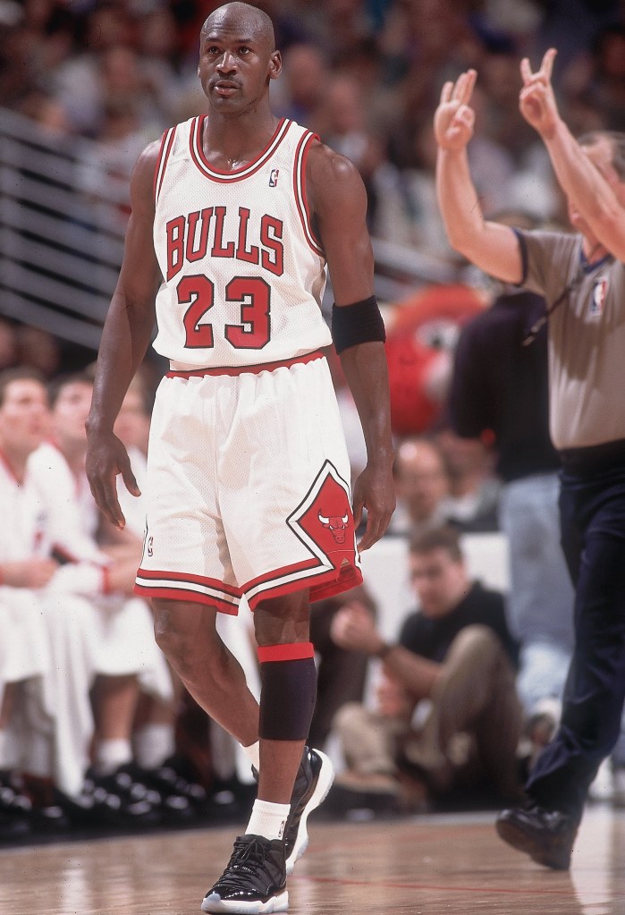 Michael Jordan Wears Air Jordan 11 Space Jam Michael Jordan Wears Air Jordan 11 Space Jam