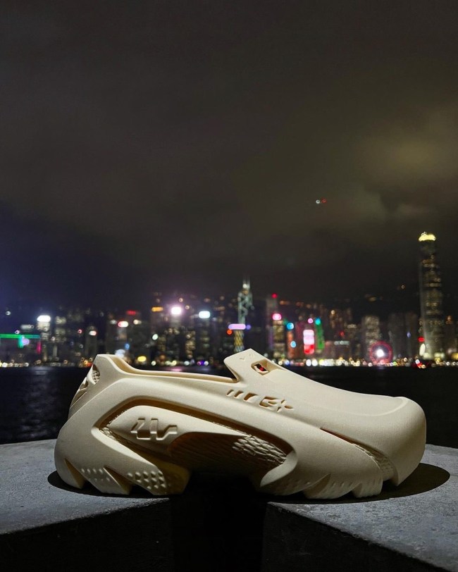 Louis Vuitton Cobra 3D-Printed Sneaker Louis Vuitton Cobra 3D-Printed Sneaker